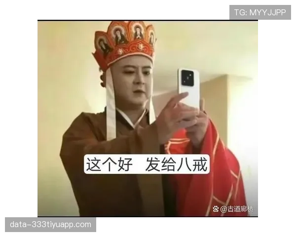 张志磊穿拖鞋拎奢表下楼，我的三观碎了一地